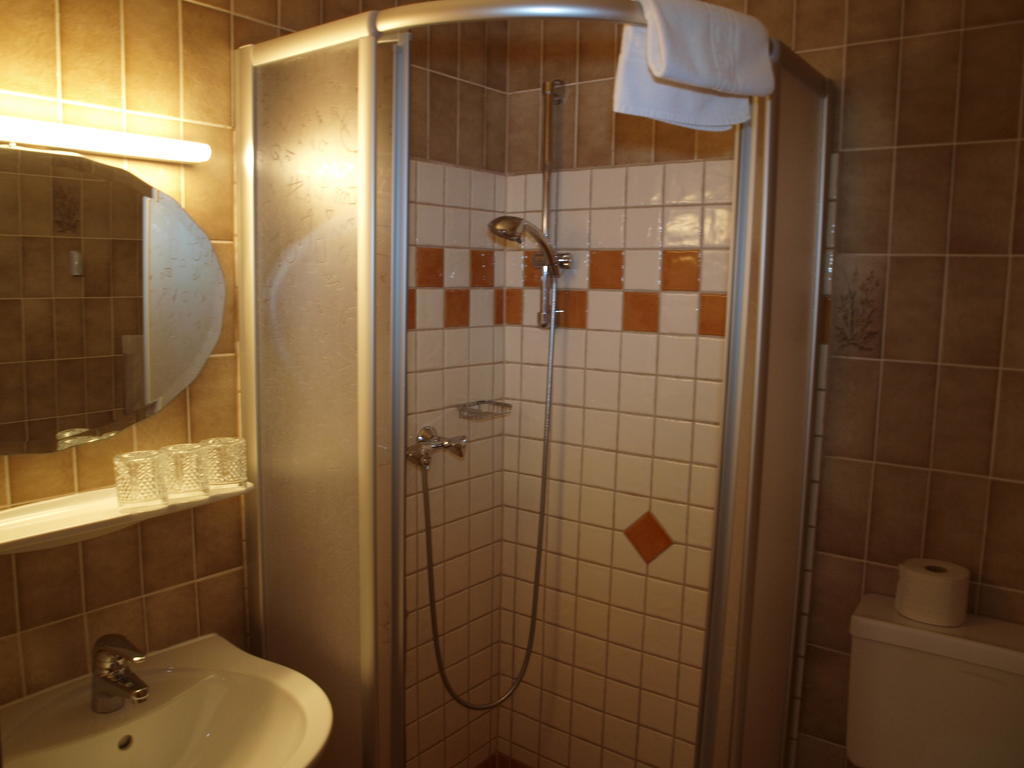 Sportgasthof Lipp Lederwinkel Ruang foto